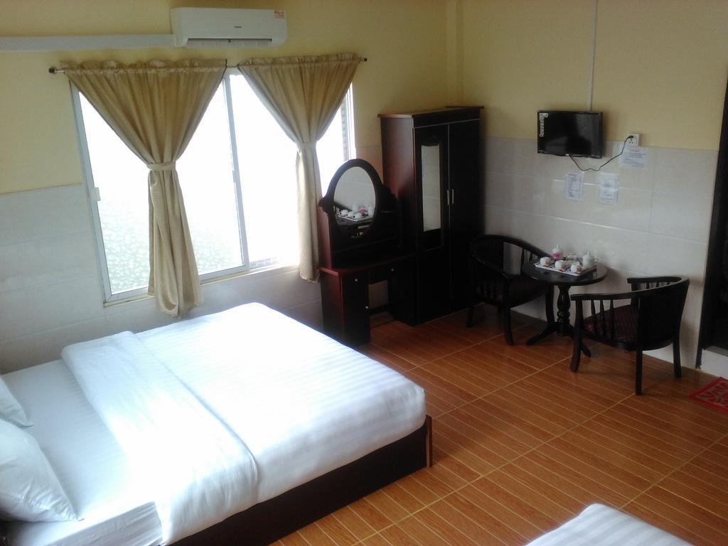פי או לואה Hotel 99 מראה חיצוני תמונה