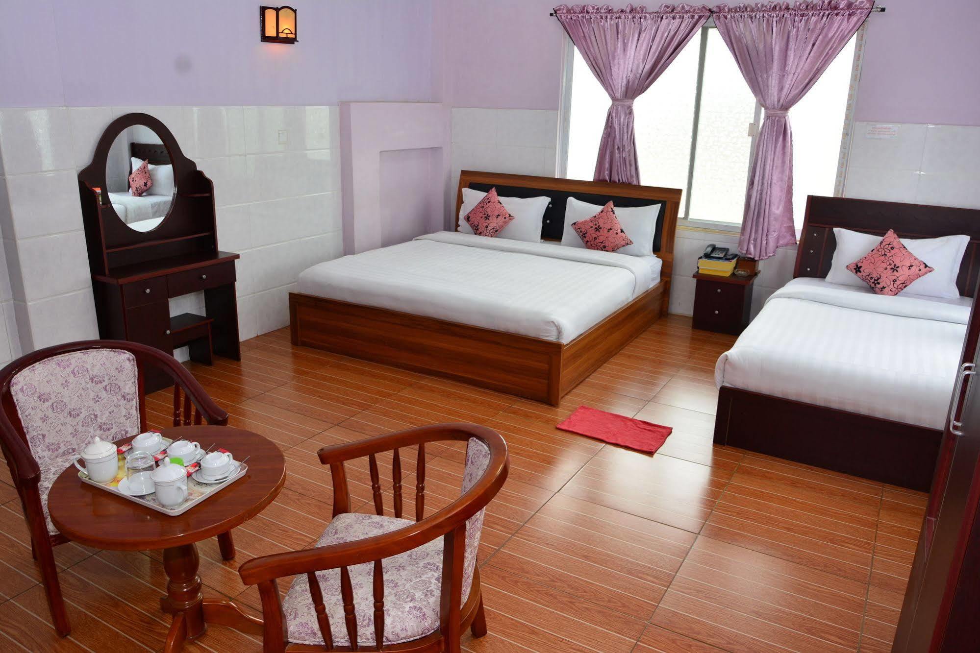 פי או לואה Hotel 99 מראה חיצוני תמונה