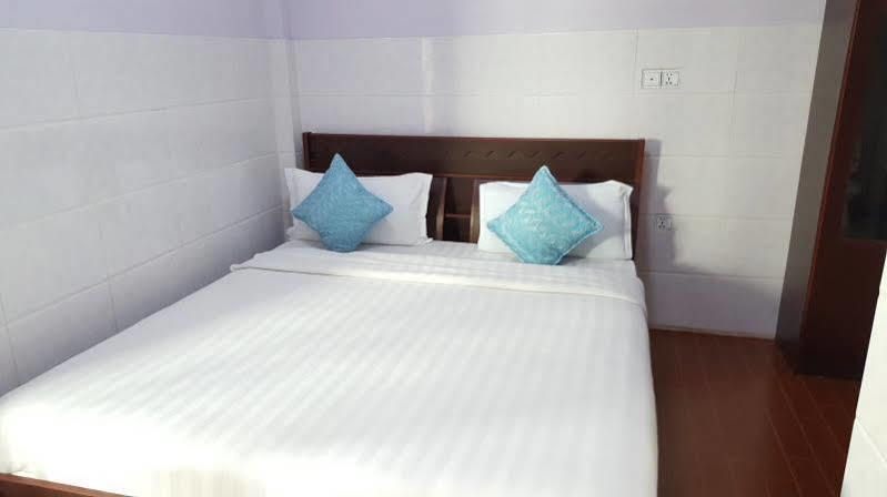 פי או לואה Hotel 99 מראה חיצוני תמונה